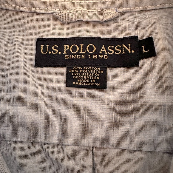 U.S. Polo Assn. Men's Double Pocket Short Sleeve Chambray Shirt, size L - Picture 2 of 4